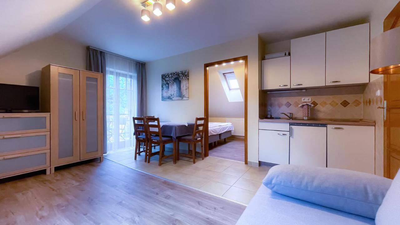 Ozkut Apartmanhaz Olmod Ngoại thất bức ảnh
