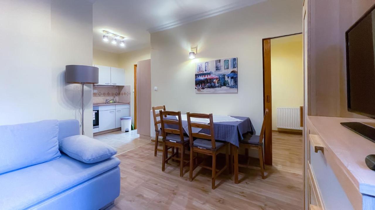 Ozkut Apartmanhaz Olmod Ngoại thất bức ảnh
