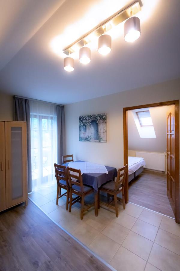 Ozkut Apartmanhaz Olmod Ngoại thất bức ảnh